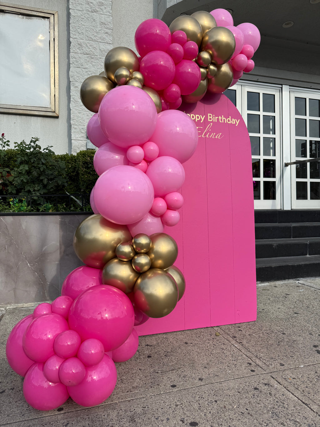 Grab & Go Balloon Backdrop NYC | Custom Balloon Decor Pickup Option