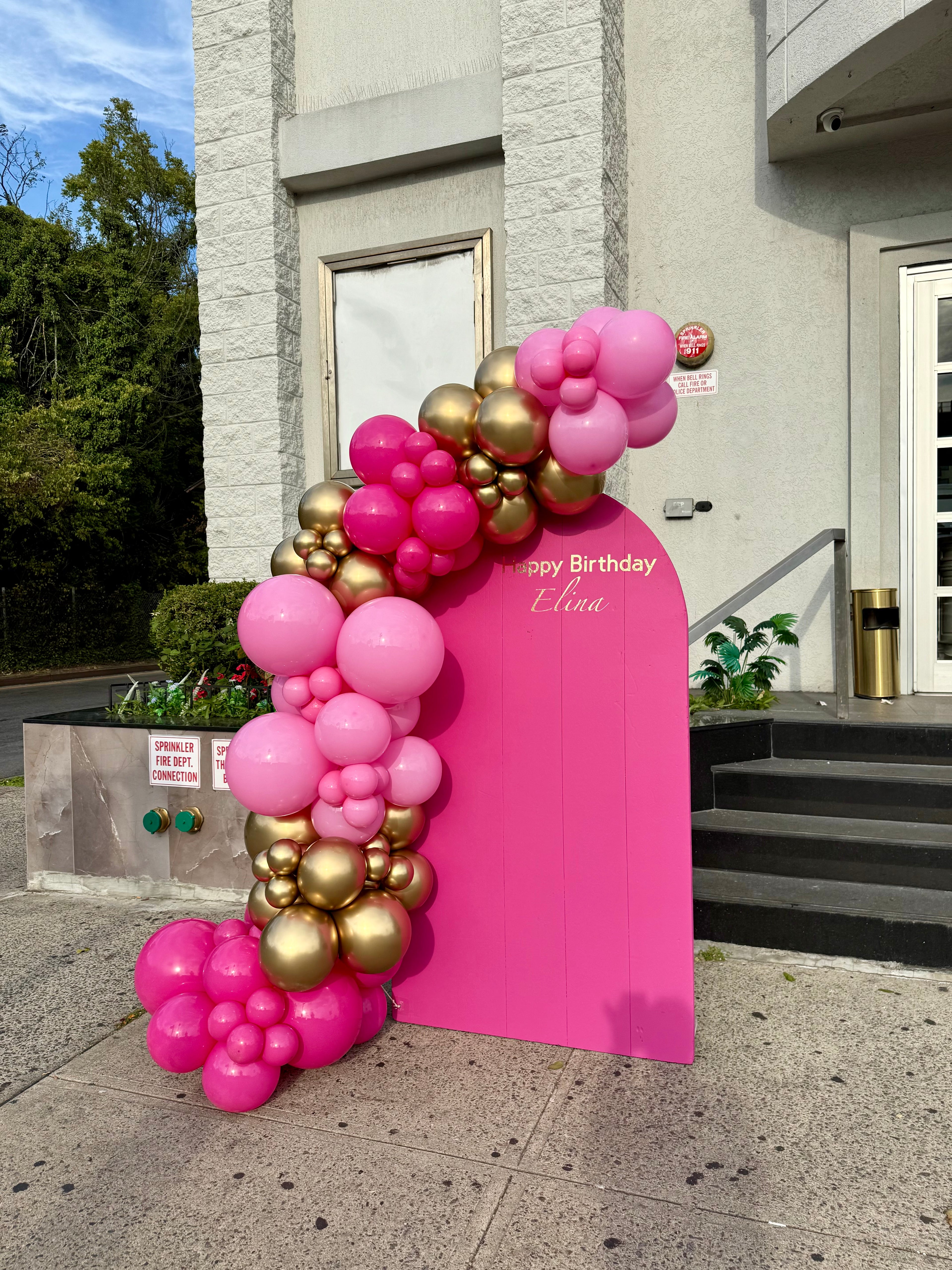 Grab & Go Balloon Backdrop NYC | Custom Balloon Decor Pickup Option