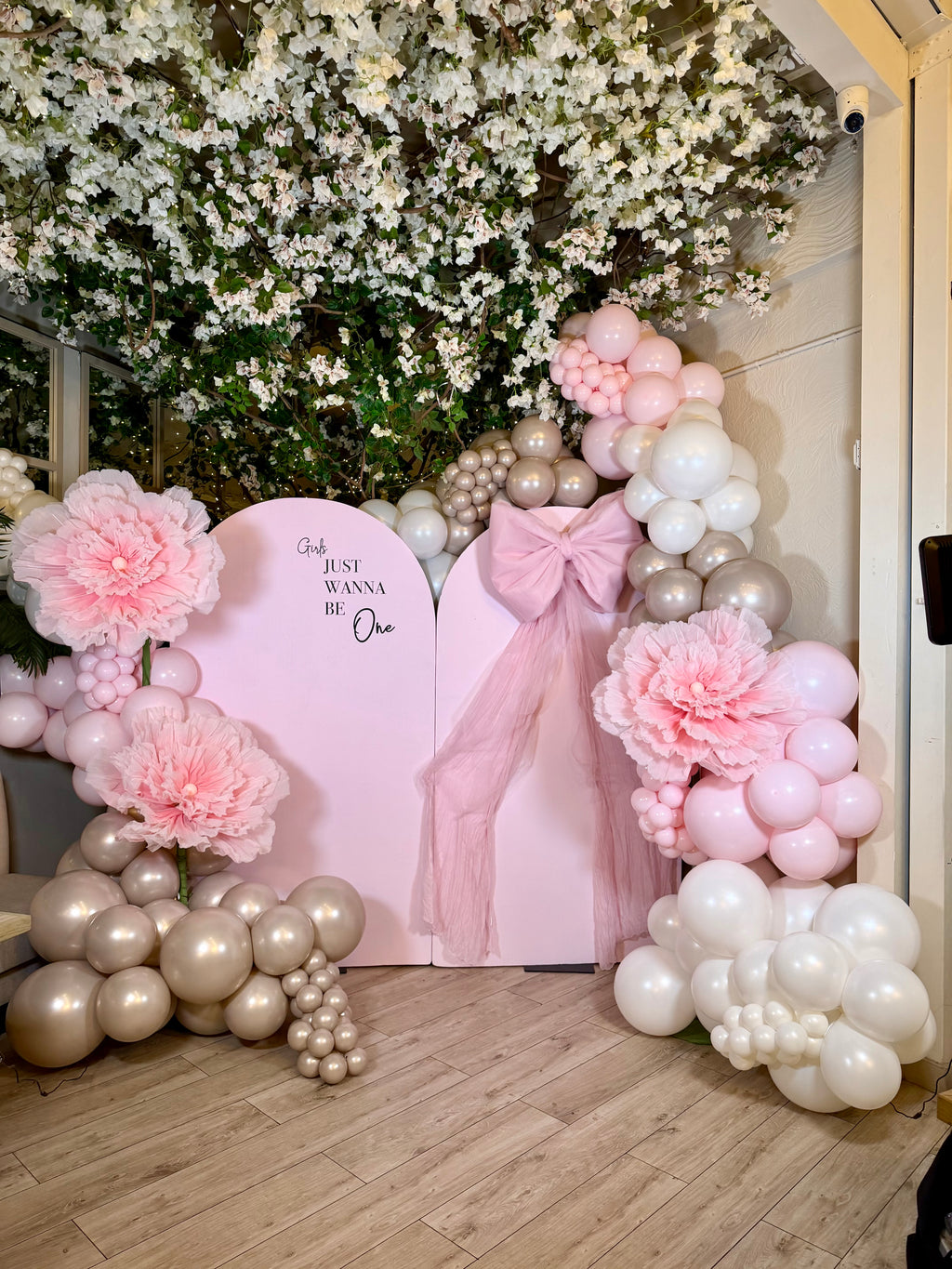 Luxury Pink Baby Shower Balloon Backdrop NYC | First Birthday & Welcome Baby Decor BROOKLYN